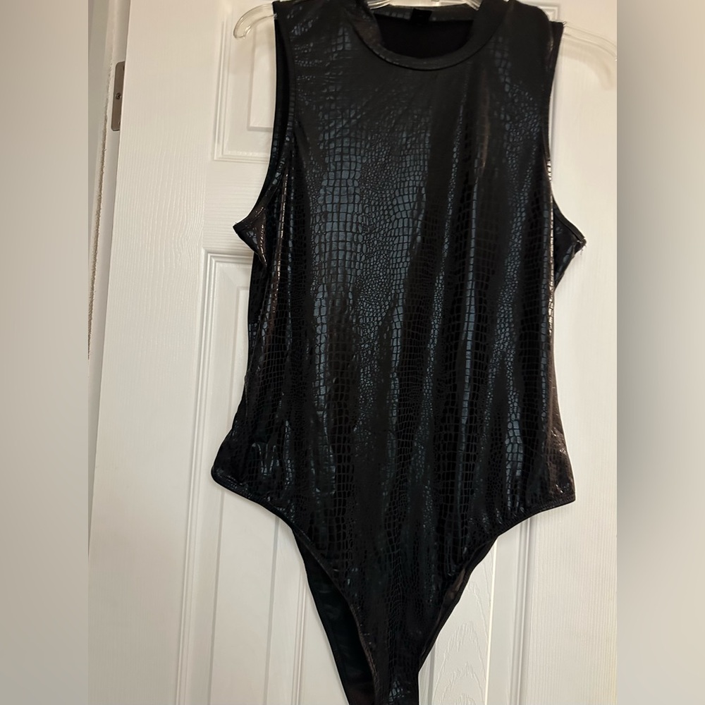 Snakeskin look bodysuit